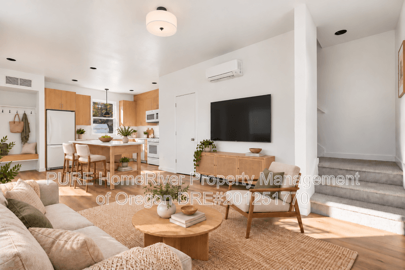 Portland Townhome: 2981 NE Emerson St
