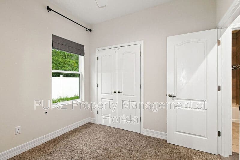 Ocala House: 13831 Sw 33rd Terr