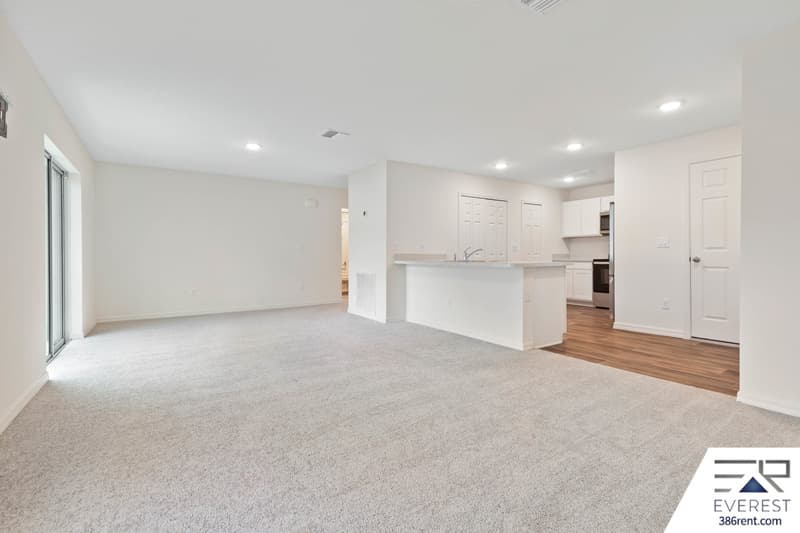 Palm Coast House: 9 Roxland Lane