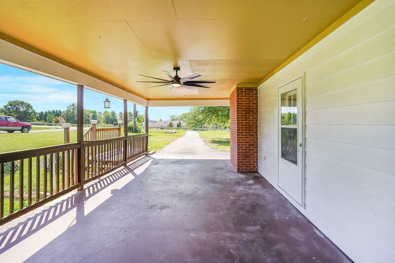Fredericksburg House: 195 Berea Church Road
