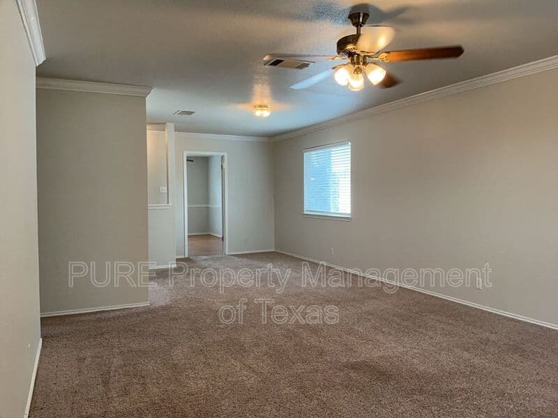 Hutto House: 502 Country Estates Dr.