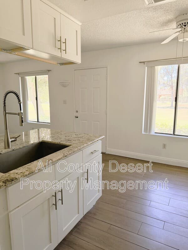 Indio Condo: 82567 Avenue 48
