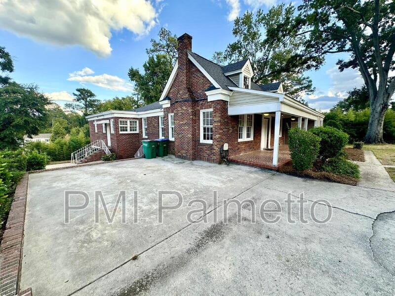 Cayce House: 1419 Axtell Drive