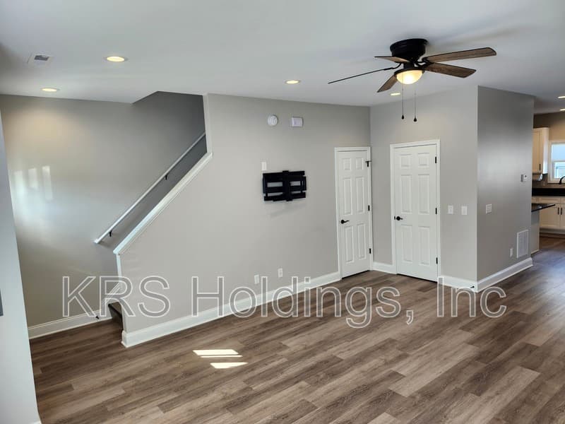 Harrisonburg Townhome: 616 Zephyr Dr