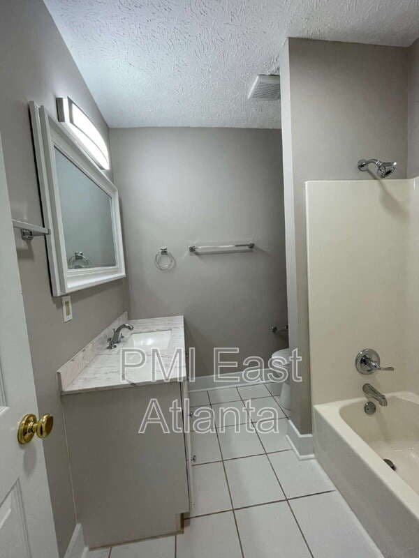 Atlanta Apartment: 486 Old Wheat St NE