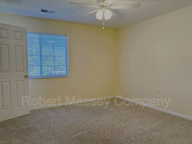 Louisville Condo: 5301 Pacer Lane