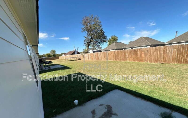 West Memphis House: 2510 SL Henry Street
