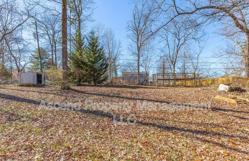 Ooltewah House: 8514 Maplewood Trail