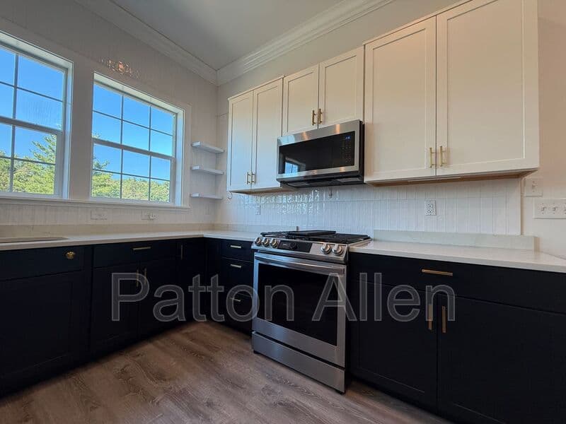 Marshall House: 573 Highland Creek Drive