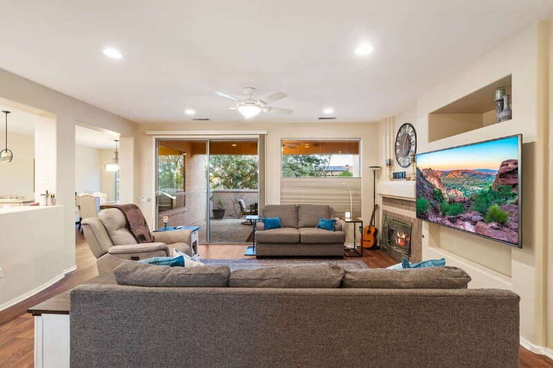 Surprise House: 16418 West Desert Lily Drive
