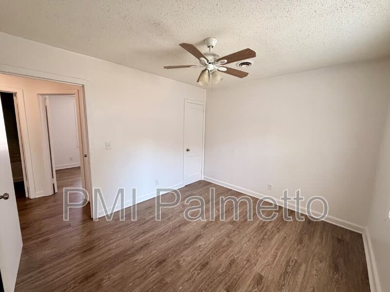 West Columbia Condo: 528 Jasper Street