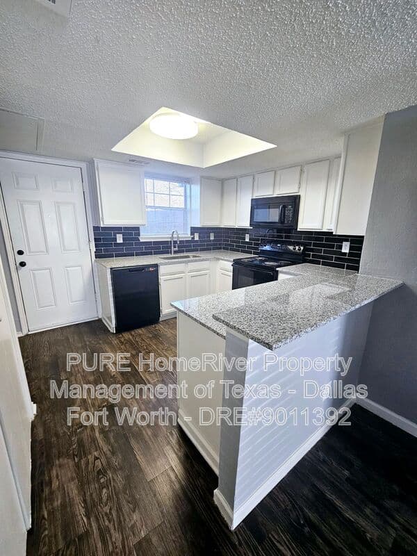 Irving Condo: 4004 W. Pioneer Dr.
