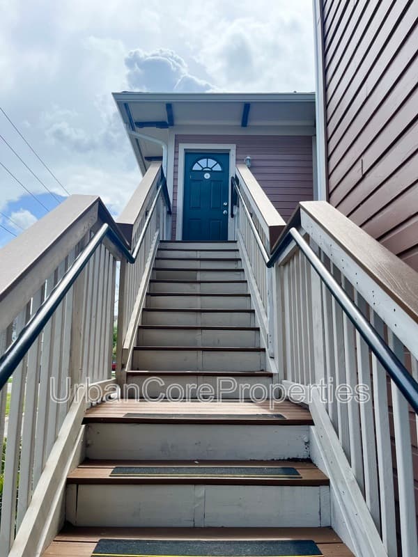St. Petersburg Condo: 430 5th St N