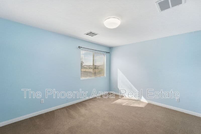 San Tan Valley House: 2669 W Quick Draw Way