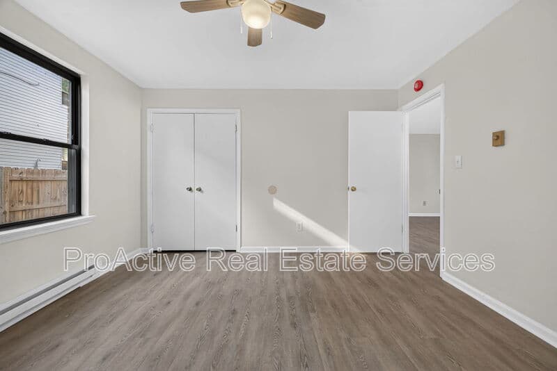 Norfolk Condo: 1436 Picadilly Street - J