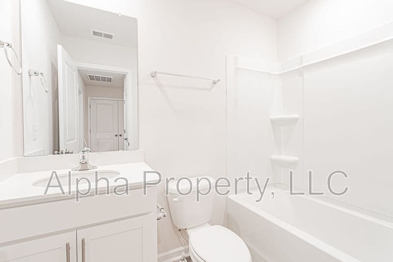 Greer Townhome: 316 Sea Isle Pl