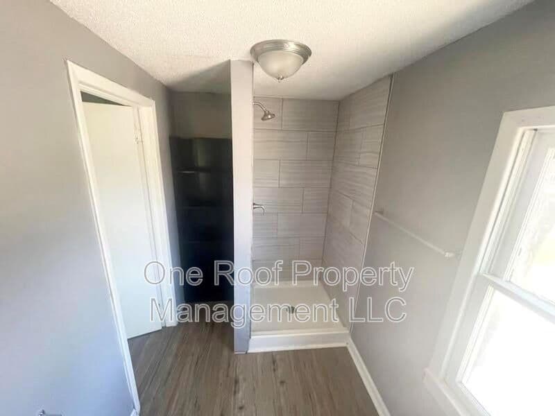 Kansas House: 447 N Lawndale Ave