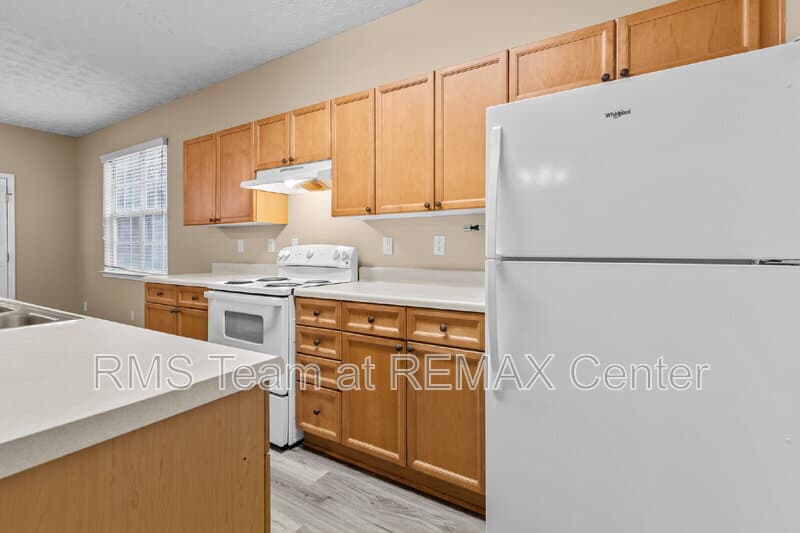Flowery Branch Townhome: 4932 Vireo Dr