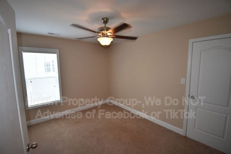 Fayetteville House: 4221 Raccoon Path
