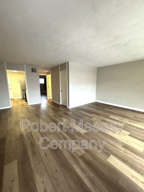 Louisville Condo: 1040 Cherokee Road
