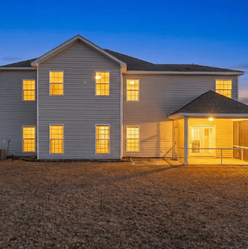 Savannah House: 125 Grimsby Road