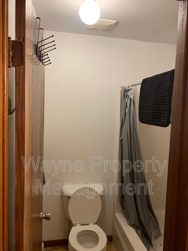 Webster City Condo: 1219 2nd St