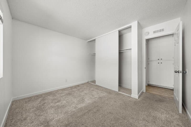 Spring Valley Condo: 9059 Harness Street