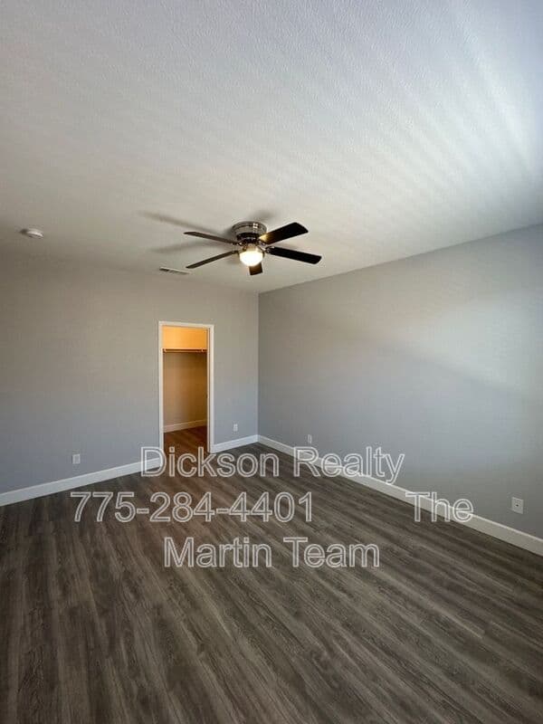 Sparks House: 816 Thacker Pass Dr
