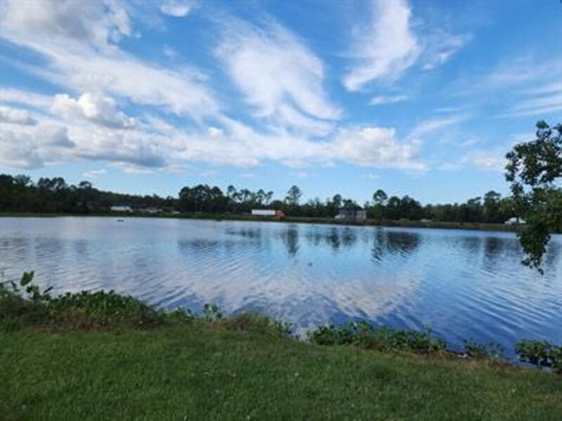Hammond Condo: 42421 Deluxe Lake Drive - 4B