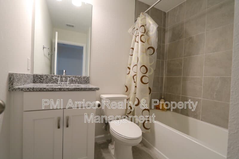 Riverview House: 10914 Quickwater Ct