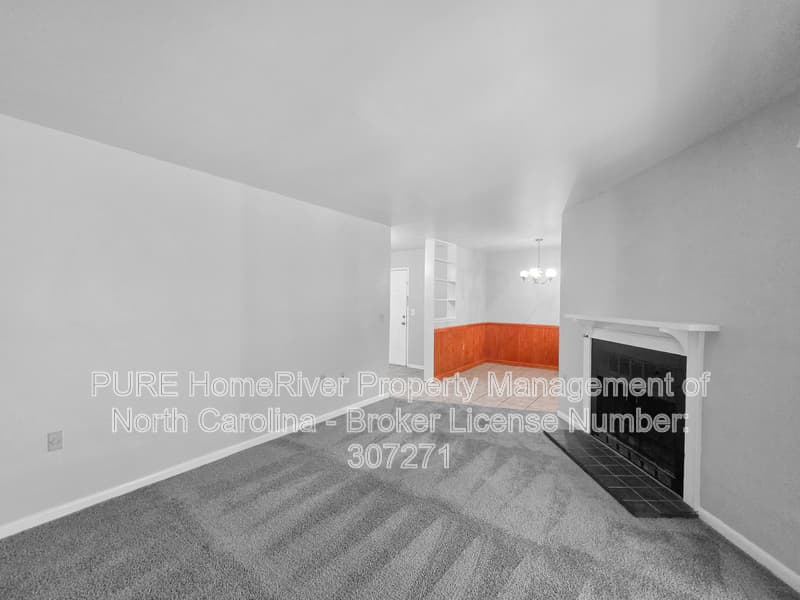 Charlotte Condo: 4801 Spring Lake Dr