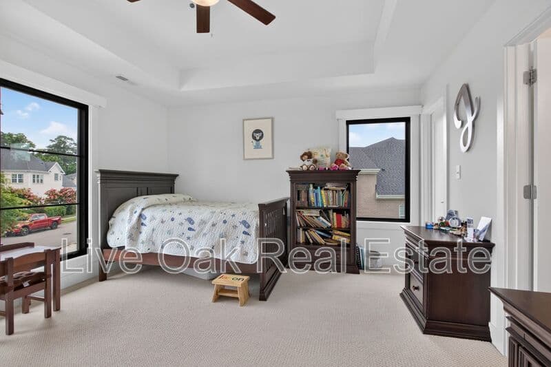 Virginia Beach House: 1316 Lambeth Lane