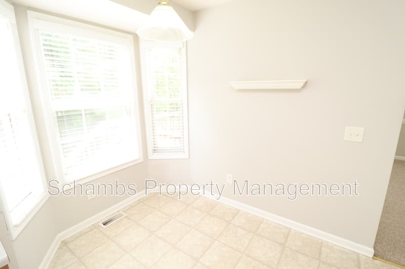 Durham House: 510 Wheeling Cir