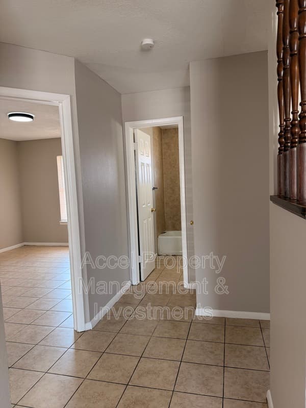 McAllen Condo: 2401 Gumwood Ave