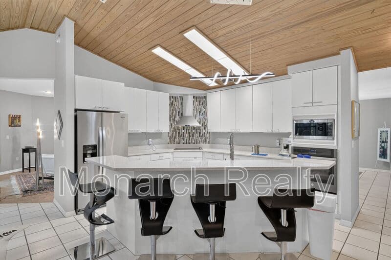 Gainesville House: 1326 Northwest 57th Street