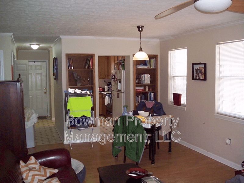 Athens Townhome: 132 Oxford Ct