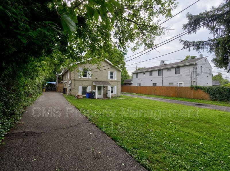 Somerville Condo: 148 Davenport Street