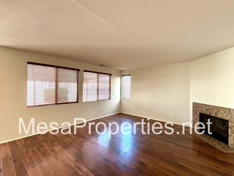 Victorville House: 12396 Ava Loma St.