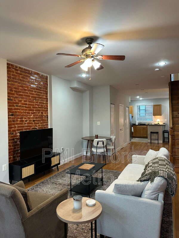 Baltimore Townhome: 37 S Ellwood Ave