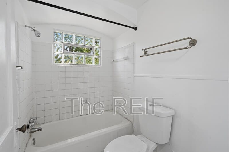Detroit Condo: 7335 Curtis St