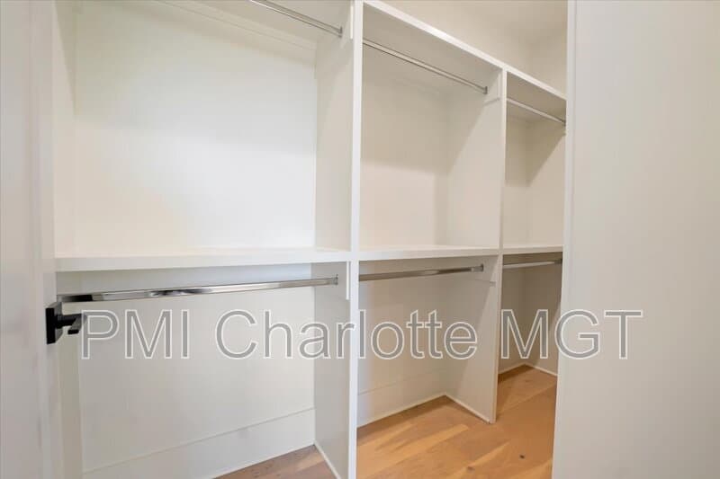 Charlotte House: 428 Dover Ave