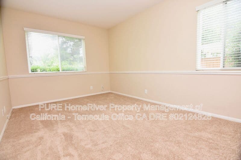Temecula House: 41716 Monterey Pl