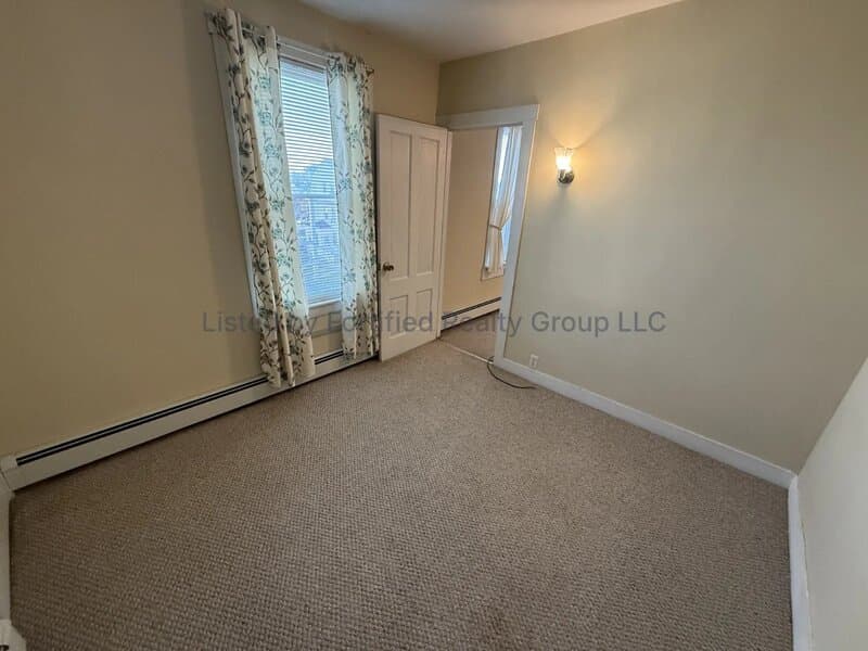 Fall River Condo: 575 Mount Hope Ave