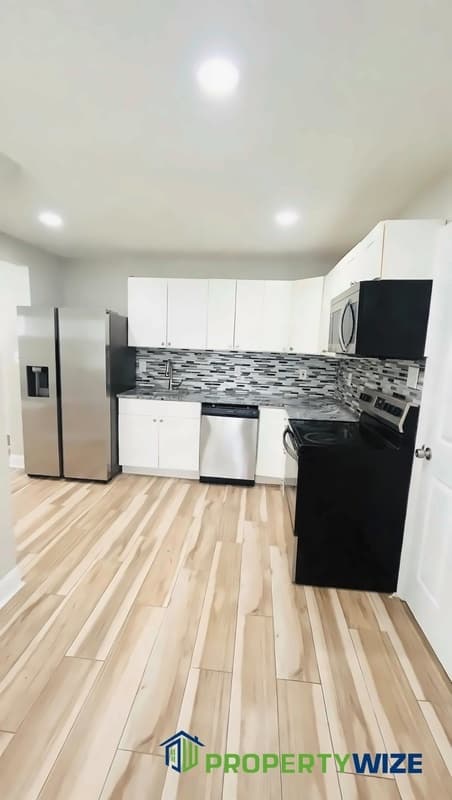 Gwynn Oak House: 7113 Liberty Road