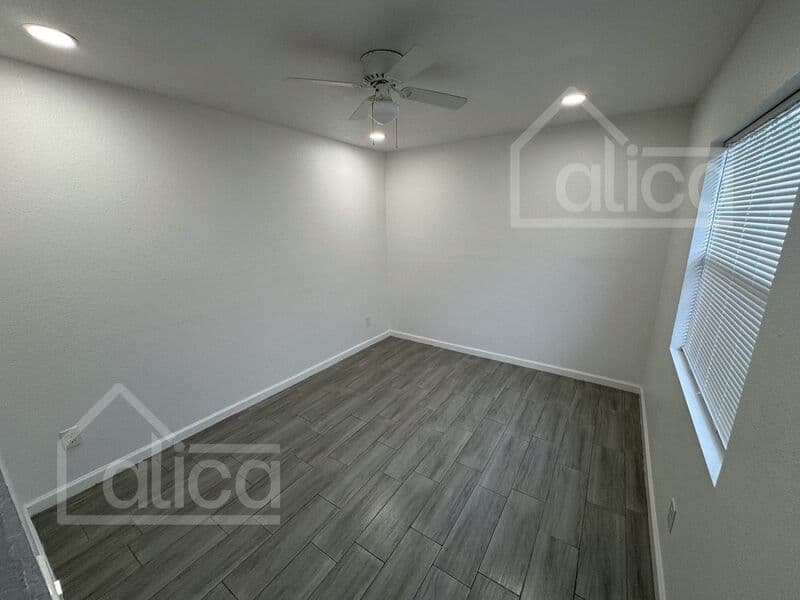 Palmetto House: 2701 13th Street W