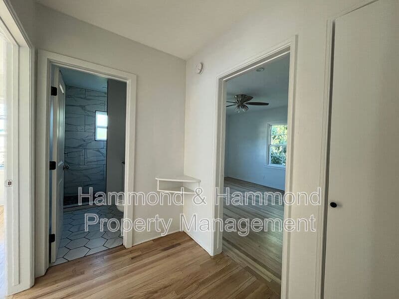 North Hollywood Condo: 11685 Chandler Blvd.
