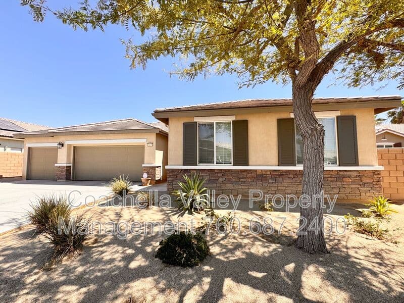 Indio House: 43776 Pettirosso St