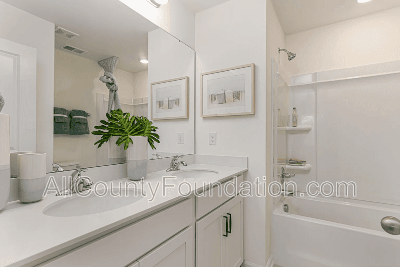 Moncks Corner House: 506 Trotters Lane