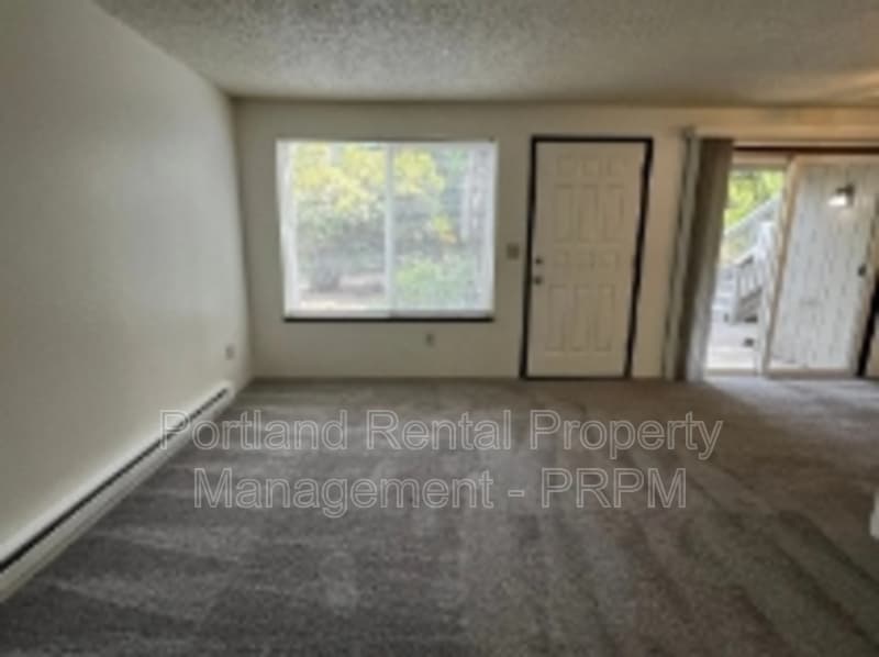 Portland Condo: 19109 Southeast Yamhill Street - B