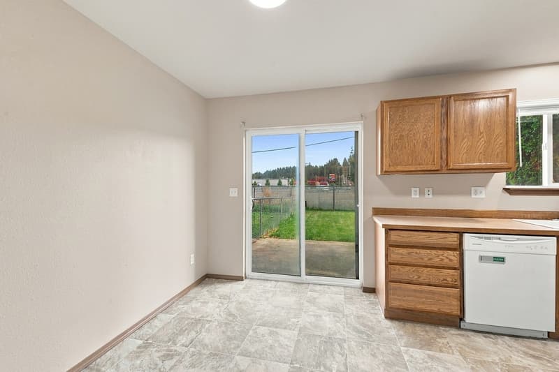Post Falls House: 800 North Regal Court